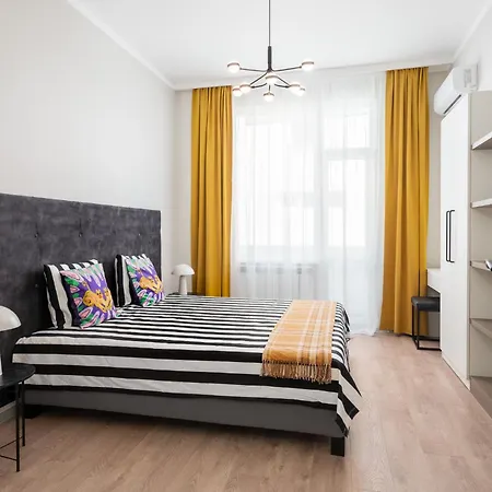 Bright & Sunny Stylish With 2bdr And 2bth Sofia