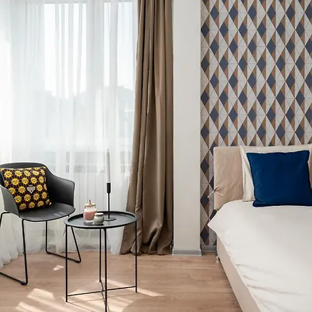 Apartment Bright & Sunny Stylish With 2bdr And 2bth